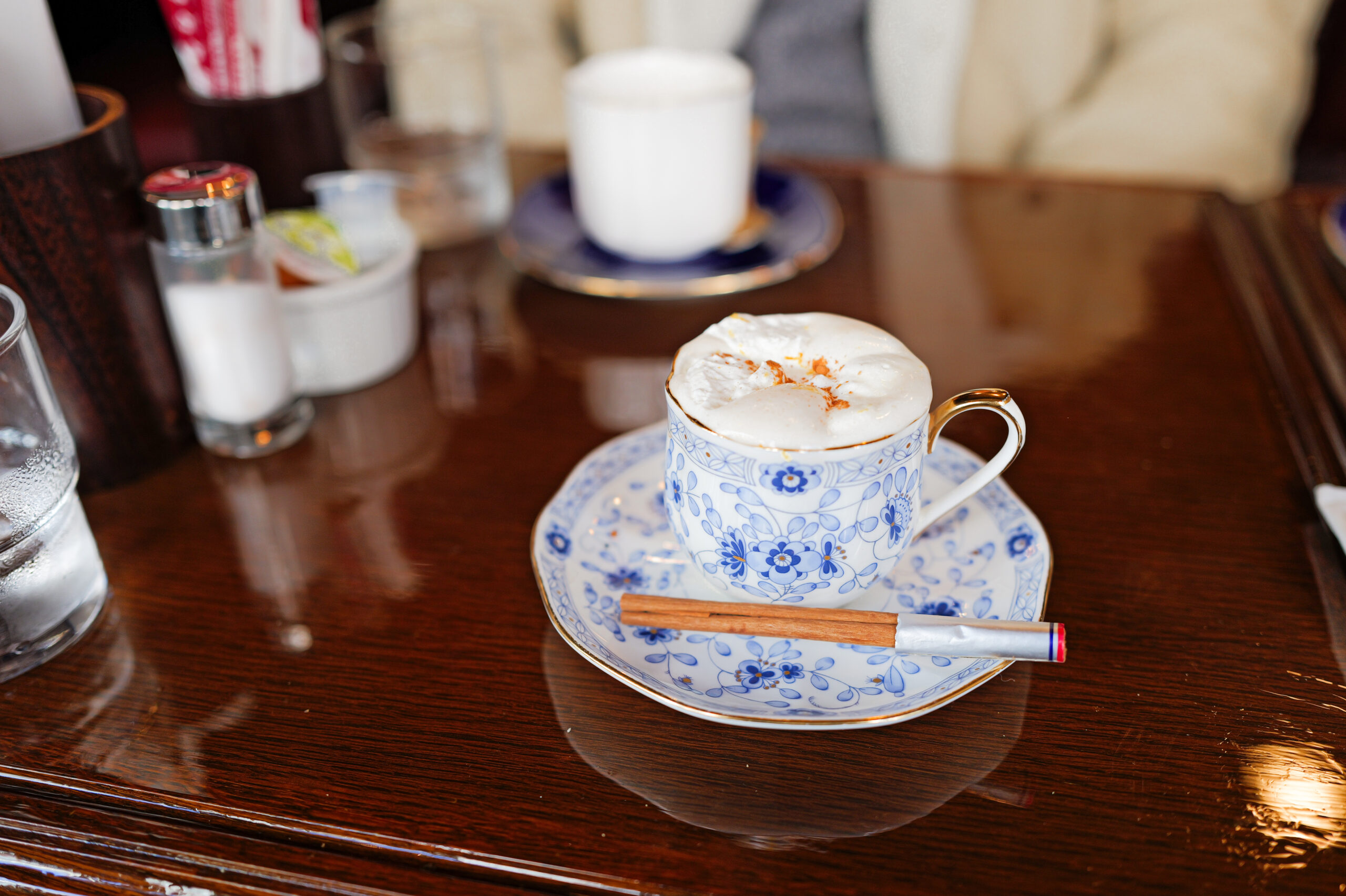 [도쿄 노트] 느리게 흐르는 시간을 향유하는 법, 킷사텐